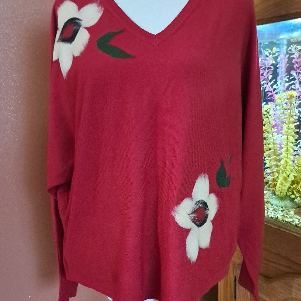Women's Red V-Neck Sweater with Cream Floral Accent - Picture 2 of 5